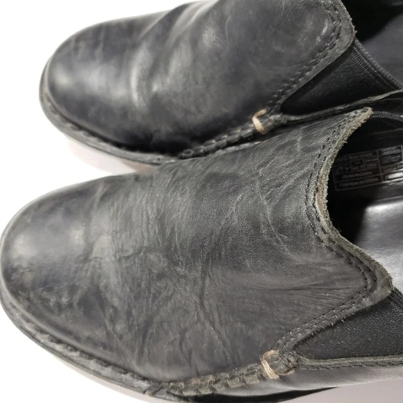 (3)Australian  Ugg Black Leather Mens sildes/Mules Size 8US - Picture 3 of 9